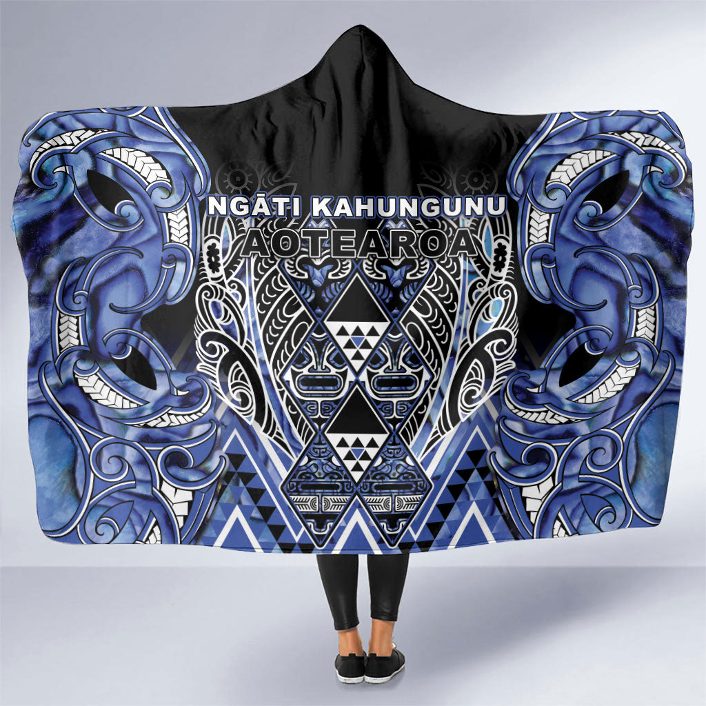 Aotearoa Ngati Kahungunu Hooded Blanket Maori Tribal Blue Paua Shell Pattern