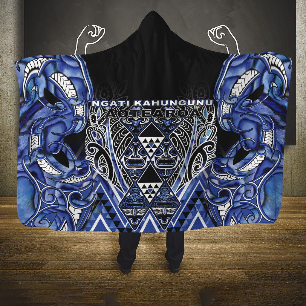 Aotearoa Ngati Kahungunu Hooded Blanket Maori Tribal Blue Paua Shell Pattern