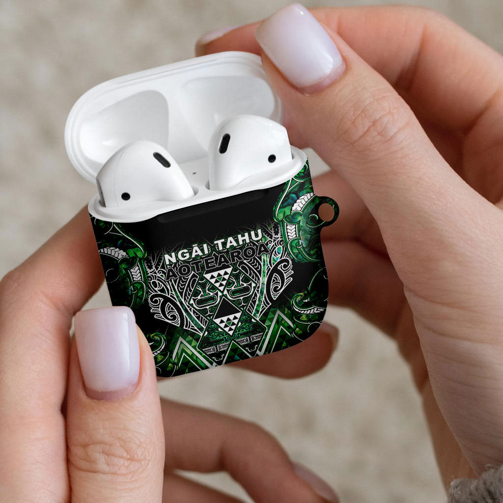 Aotearoa Ngai Tahu AirPods Case Maori Tribal Dark Green Paua Shell Pattern