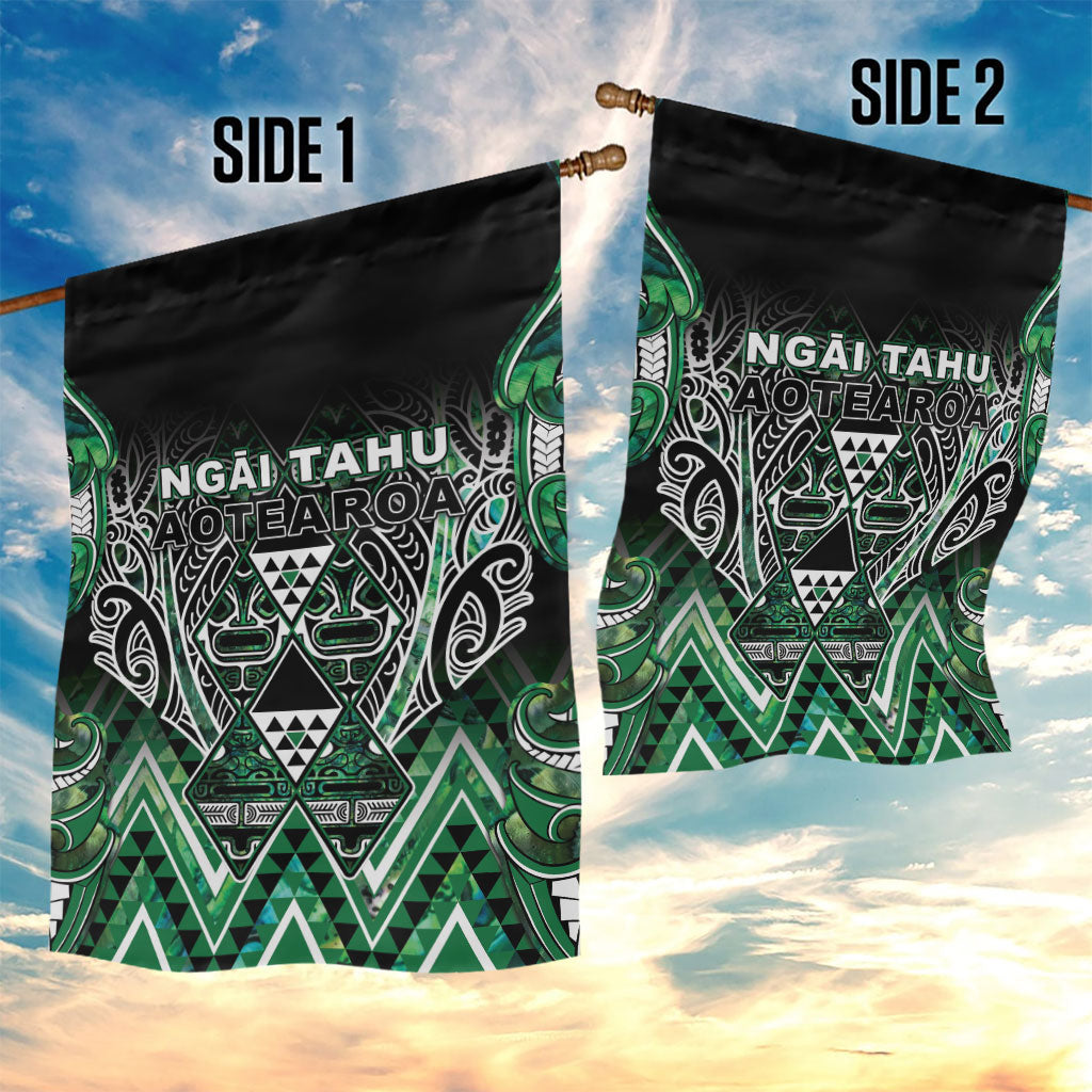 Aotearoa Ngai Tahu Garden Flag Maori Tribal Dark Green Paua Shell Pattern