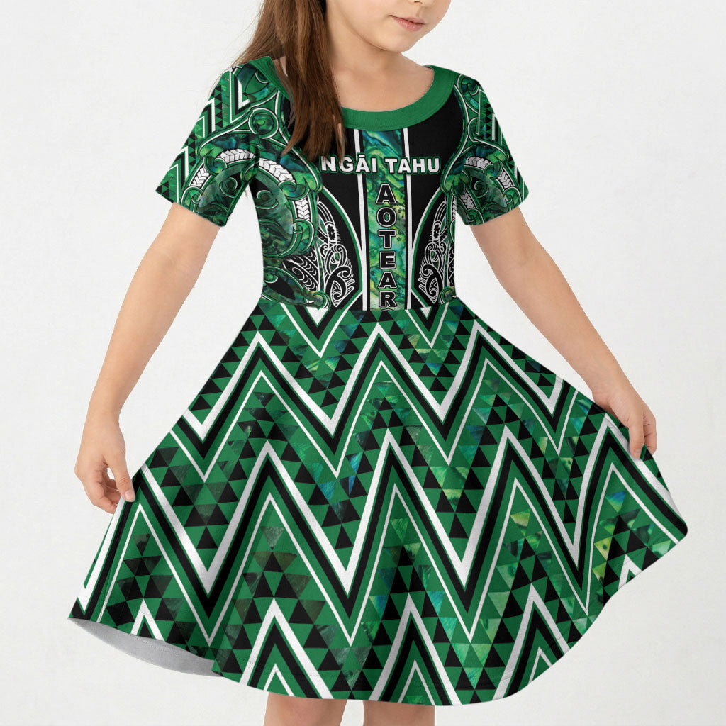 Aotearoa Ngai Tahu Kid Short Sleeve Dress Maori Tribal Dark Green Paua Shell Pattern