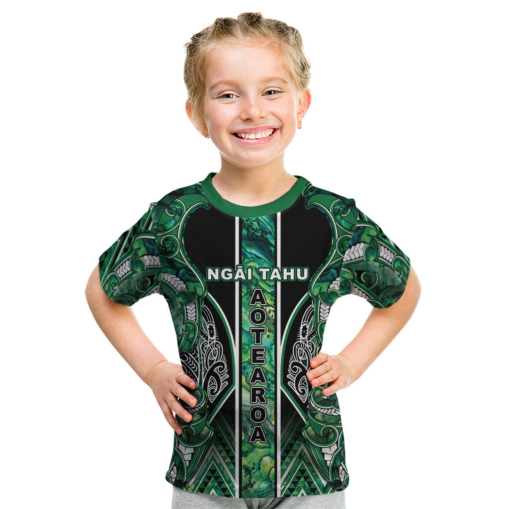Aotearoa Ngai Tahu Kid T Shirt Maori Tribal Dark Green Paua Shell Pattern