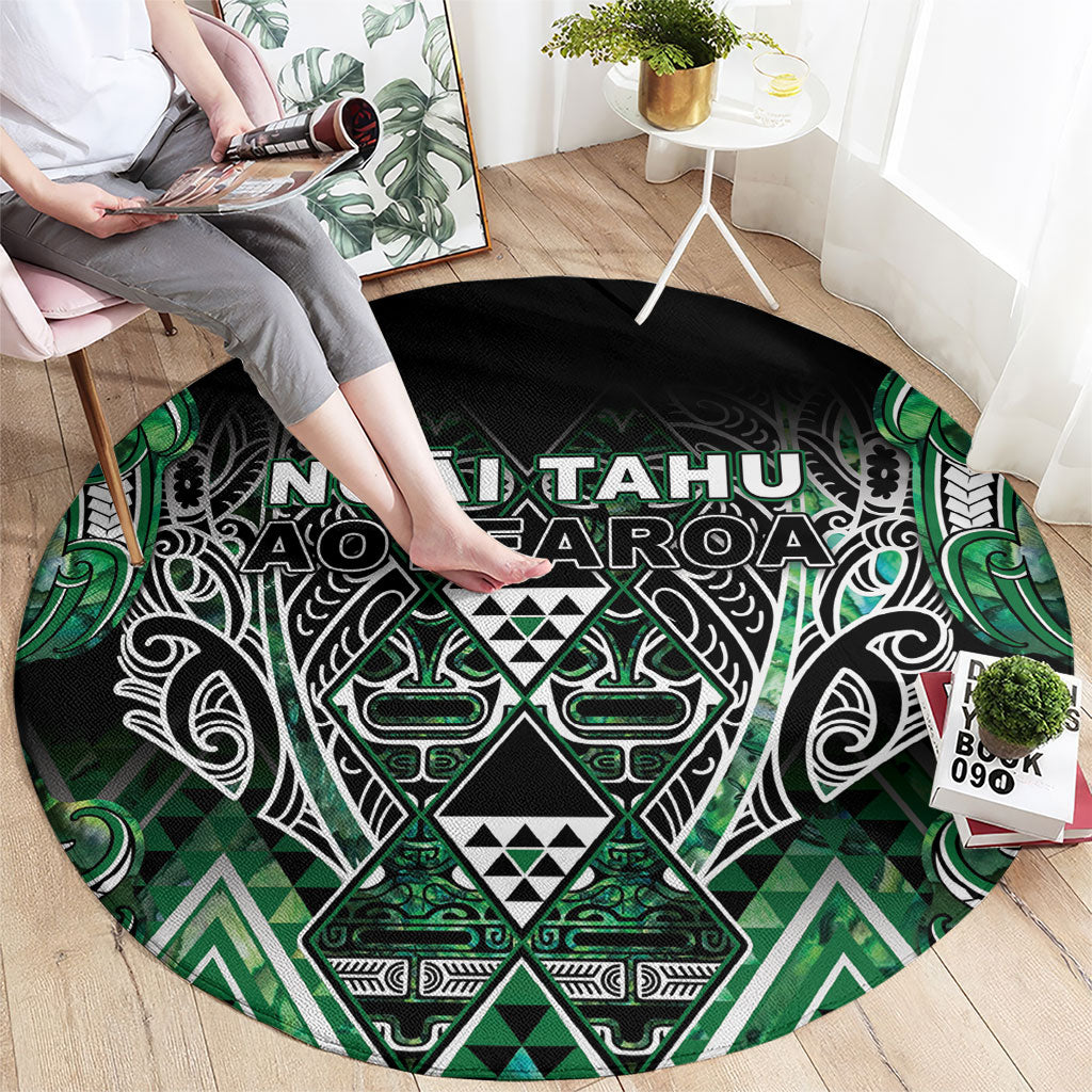 Aotearoa Ngai Tahu Round Carpet Maori Tribal Dark Green Paua Shell Pattern