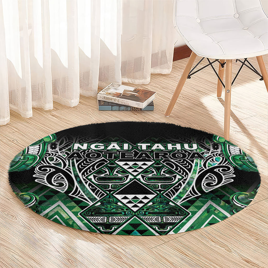 Aotearoa Ngai Tahu Round Carpet Maori Tribal Dark Green Paua Shell Pattern