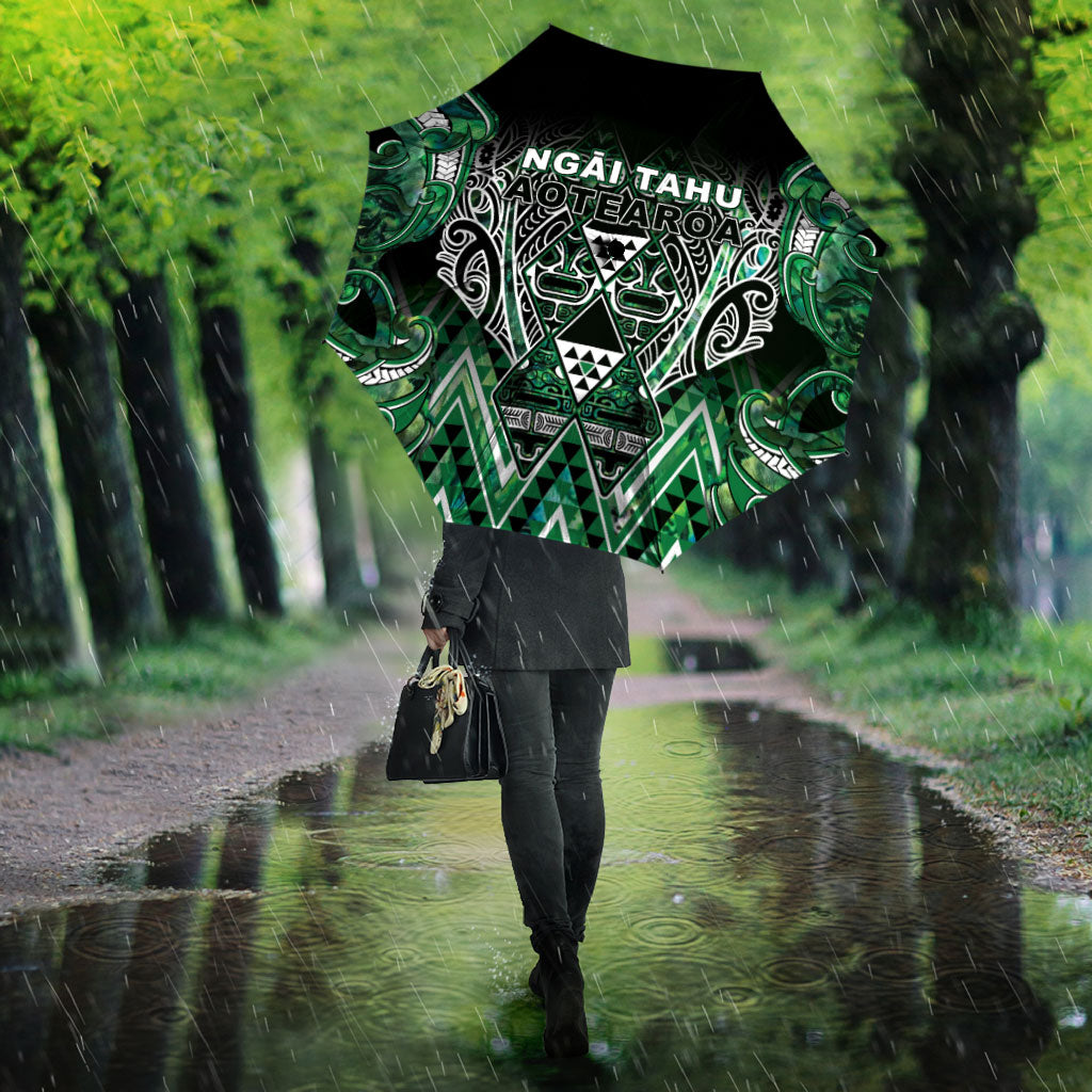 Aotearoa Ngai Tahu Umbrella Maori Tribal Dark Green Paua Shell Pattern