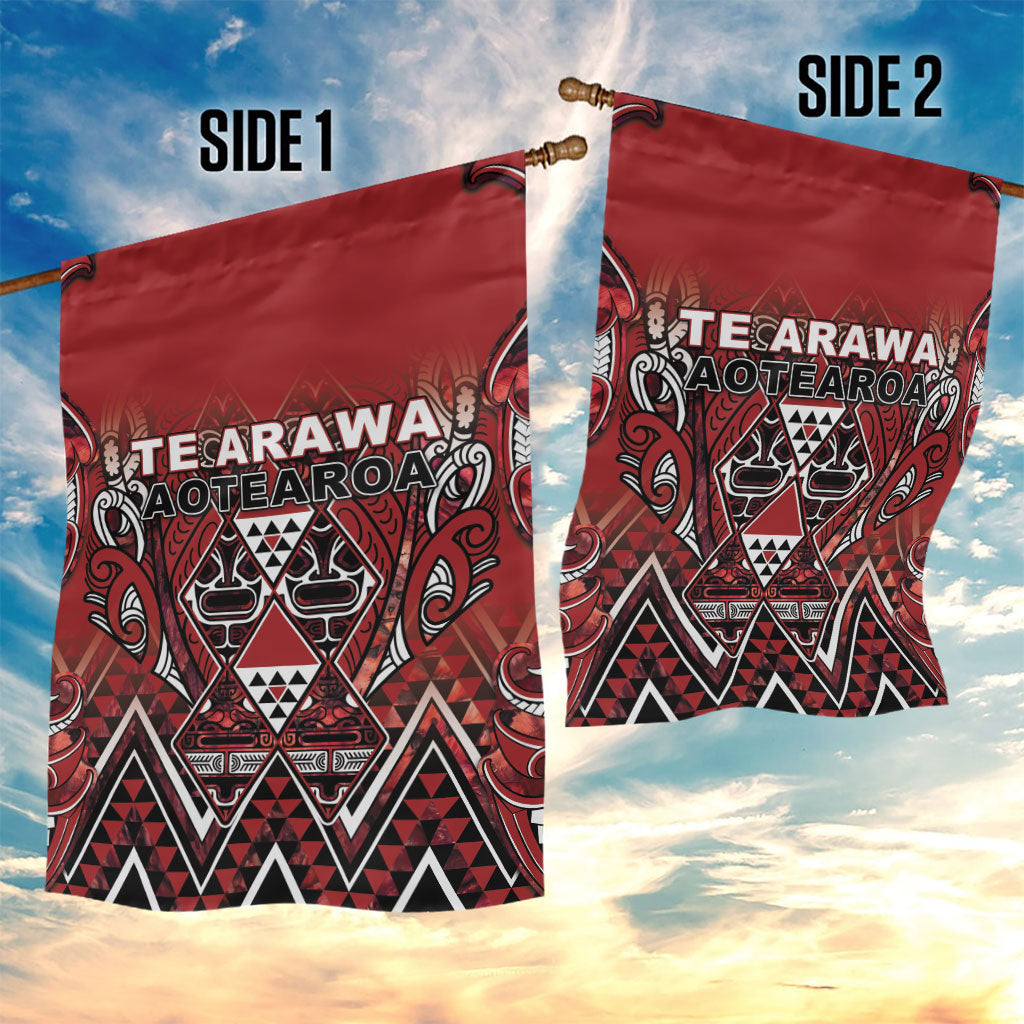 Aotearoa Te Arawa Garden Flag Maori Tribal Dark Red Paua Shell Pattern