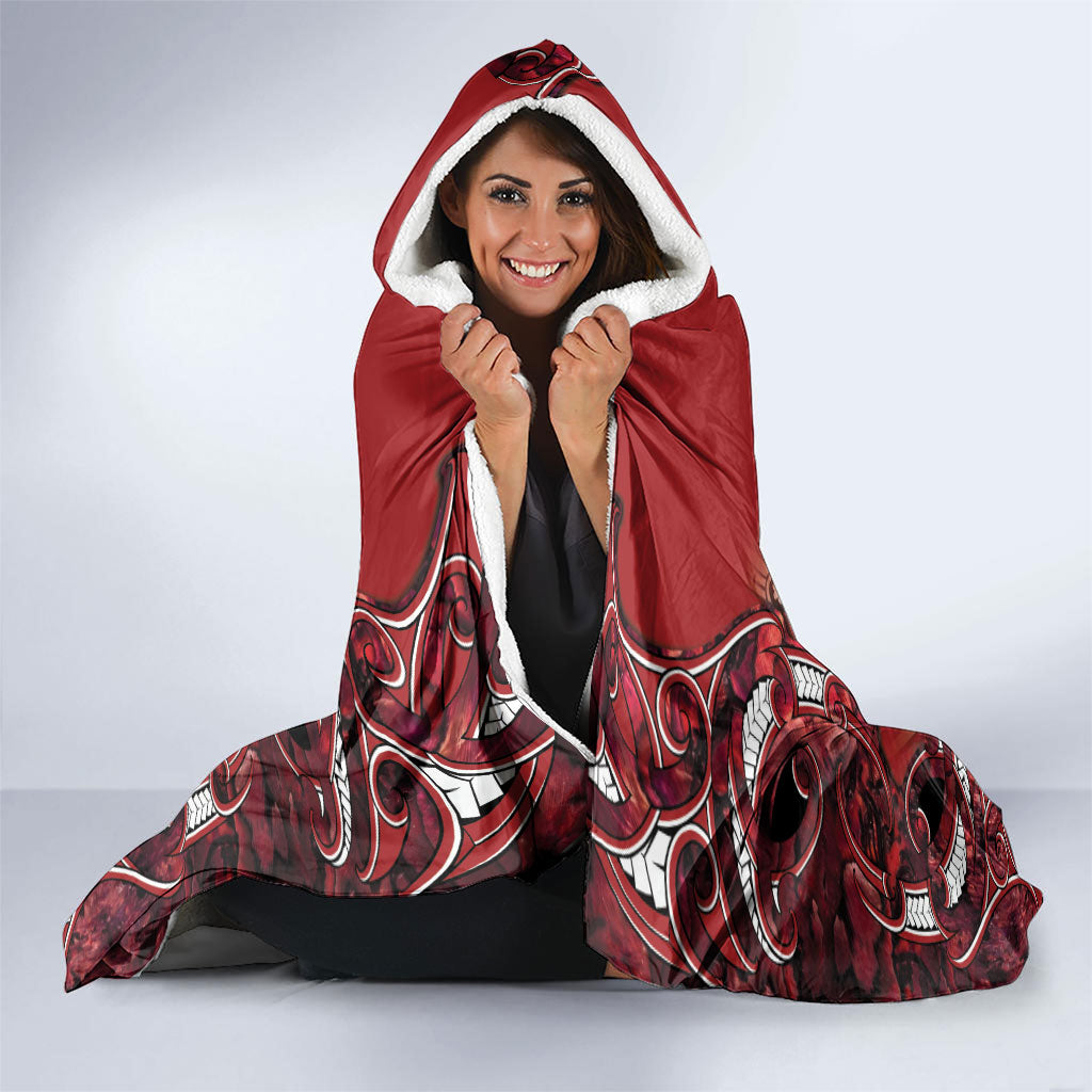 Aotearoa Te Arawa Hooded Blanket Maori Tribal Dark Red Paua Shell Pattern