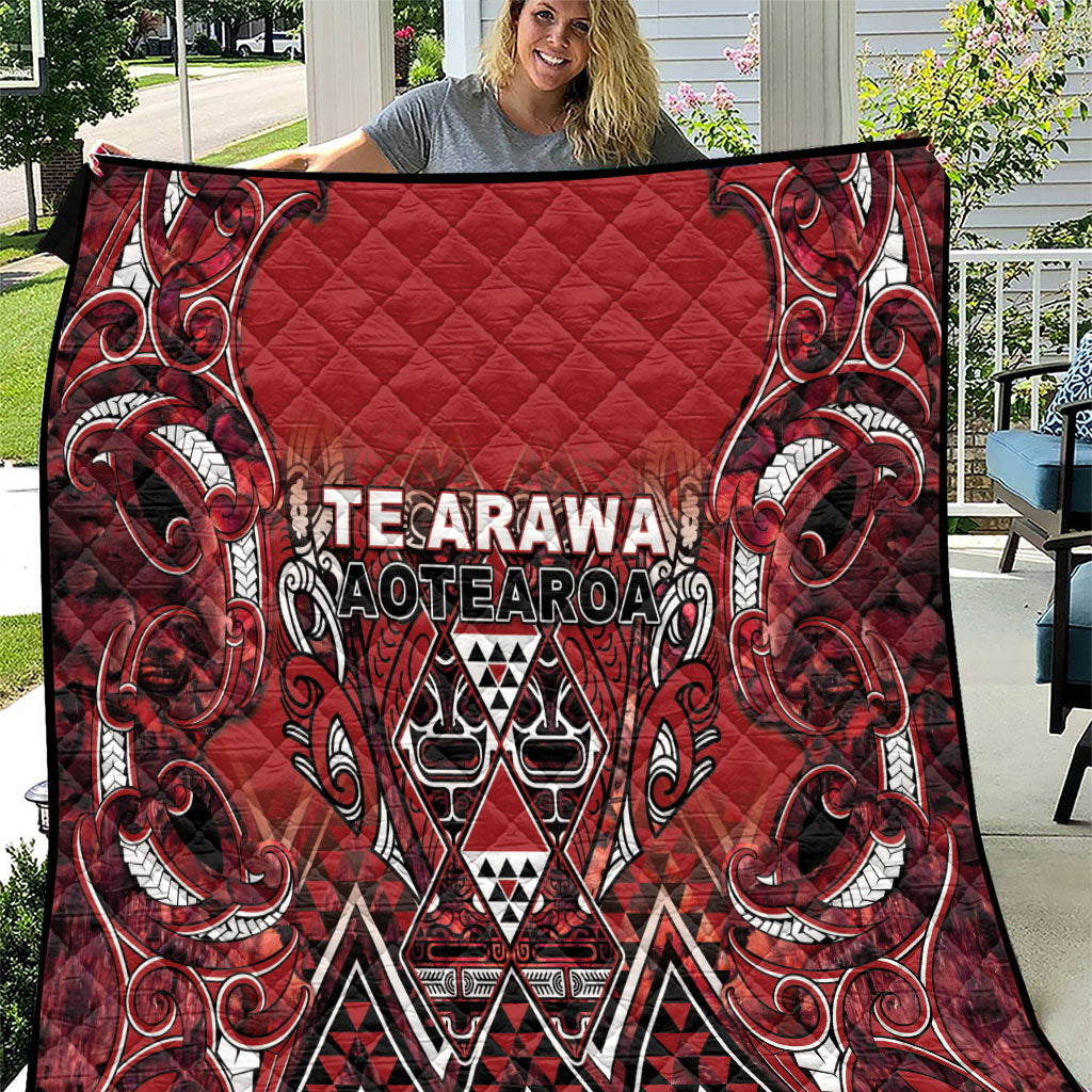 Aotearoa Te Arawa Quilt Maori Tribal Dark Red Paua Shell Pattern