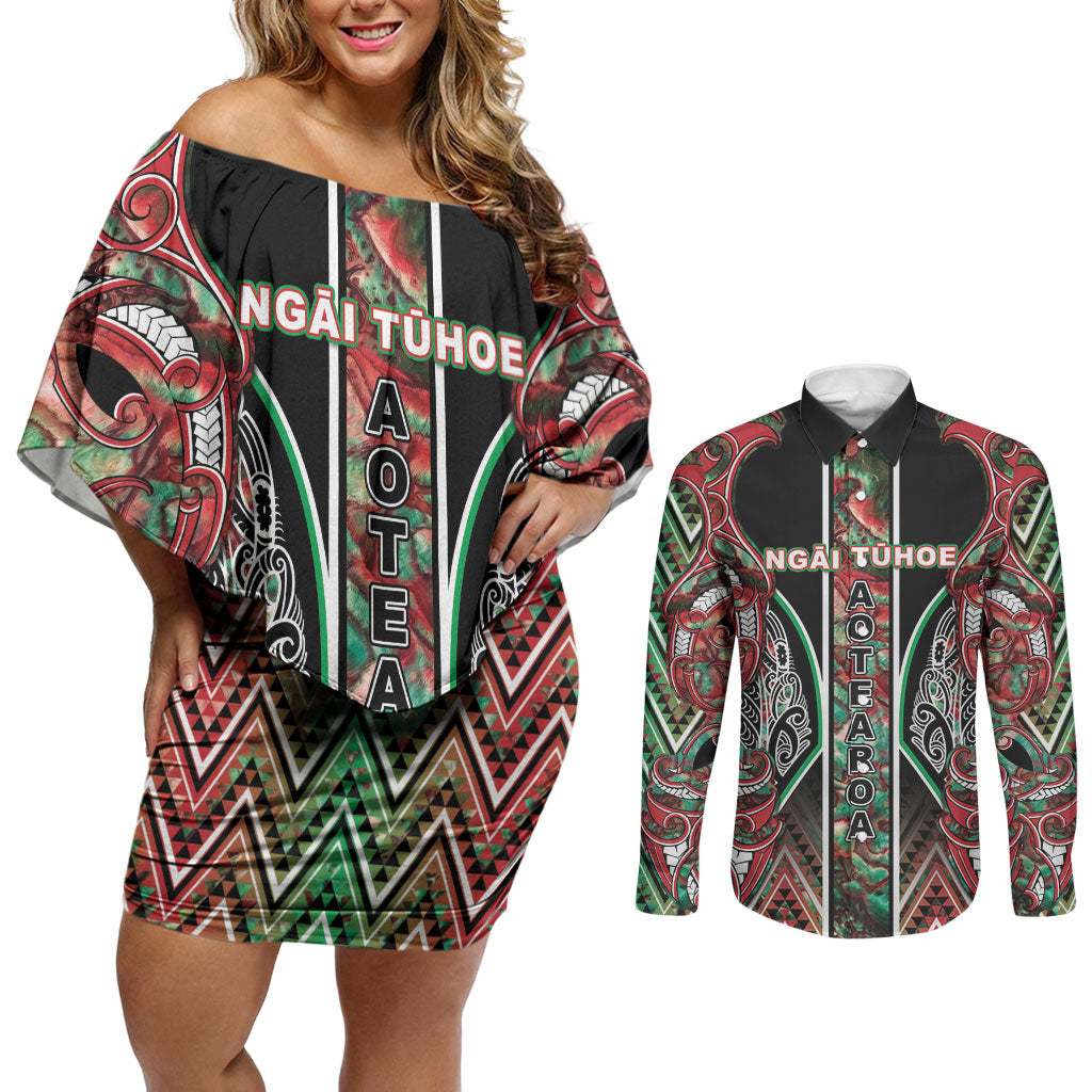 Aotearoa Ngai Tuhoe Couples Matching Off Shoulder Short Dress and Long Sleeve Button Shirt Maori Tribal Red And Green Paua Shell Pattern
