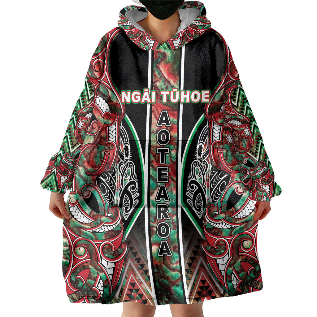 Aotearoa Ngai Tuhoe Wearable Blanket Hoodie Maori Tribal Red And Green Paua Shell Pattern