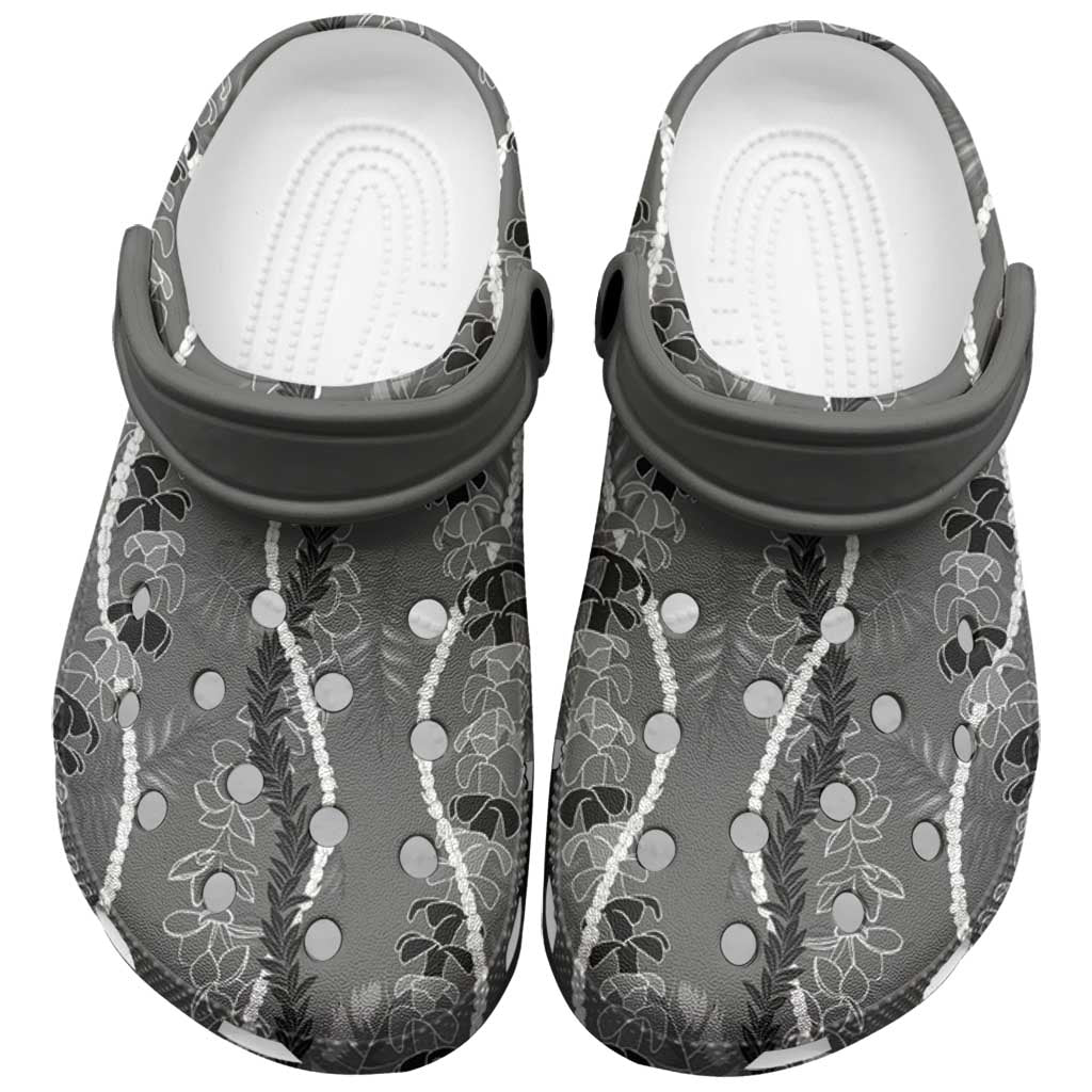 Hawaii Maile Lei Clogs Shoes With Gray Monstera Pattern - Polynesian Pride