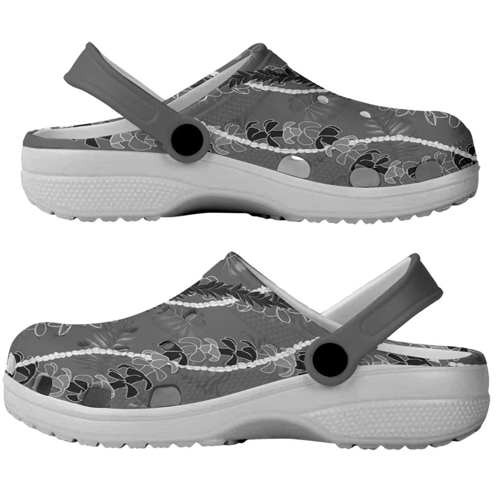 Hawaii Maile Lei Clogs Shoes With Gray Monstera Pattern - Polynesian Pride