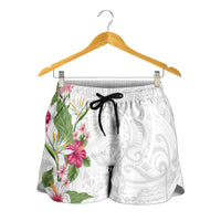 Hawaii Tropical Flowers Shorts for Women Polynesian Tattoo White