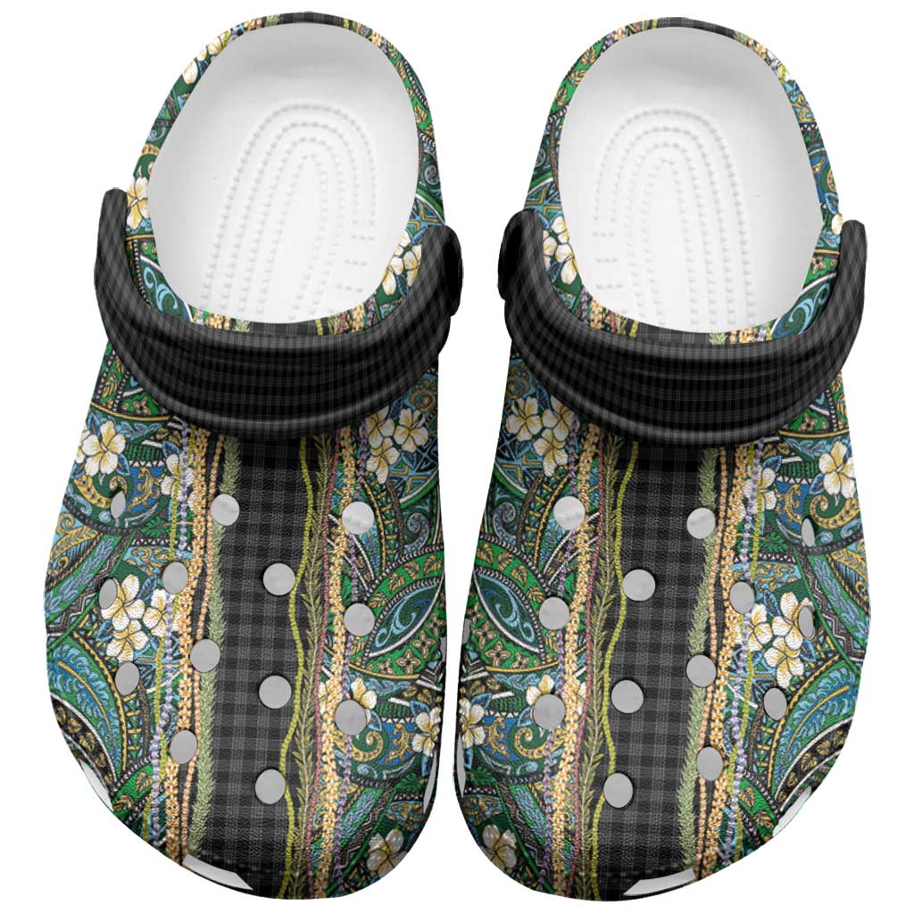 Hawaiian Art Flower Tribal with Lei Clogs Shoes Palaka Pattern Black Color LT03