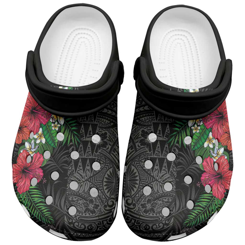 Hawaiian Tropical Plants Clogs Shoes Kakau Tattoo and Polynesian Pattern Half Black Color