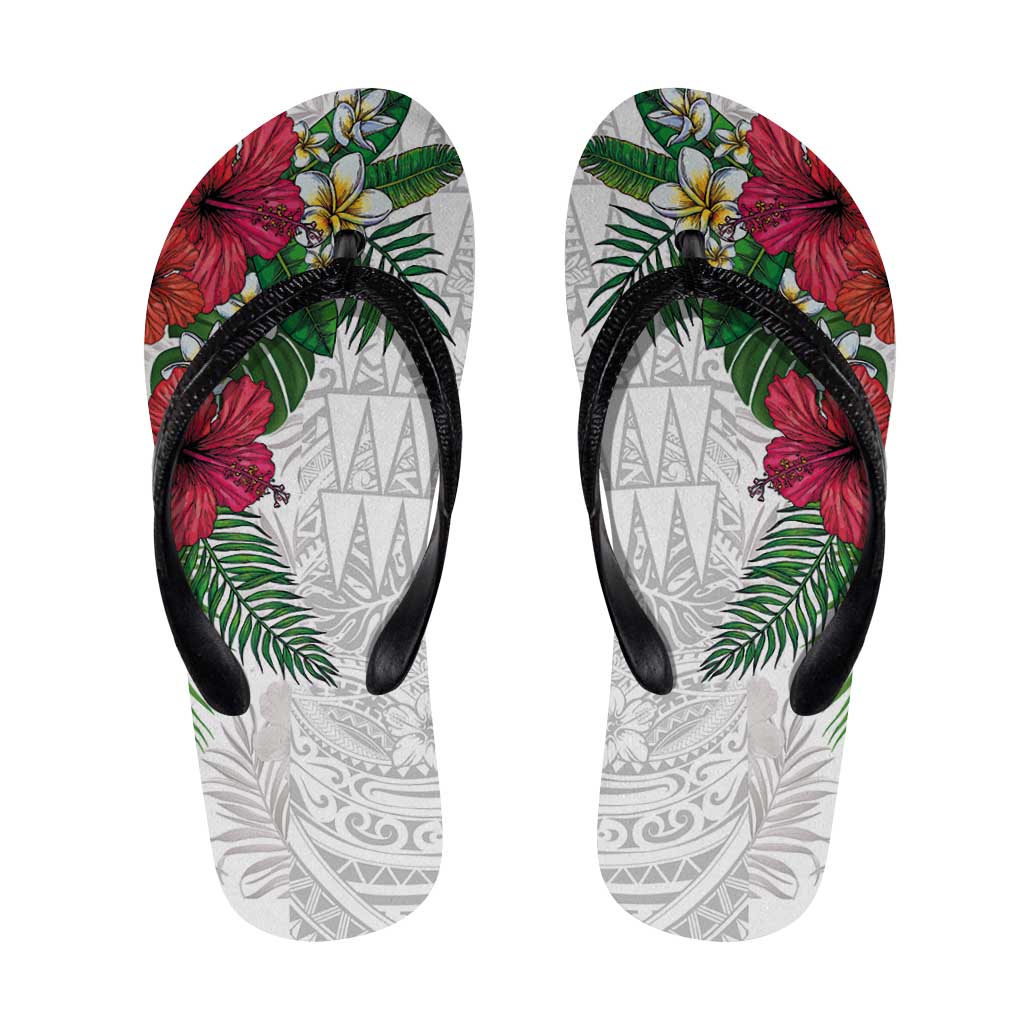 Hawaiian Tropical Plants Flip Flops Kakau Tattoo and Polynesian Pattern Half Black White LT03 White - Polynesian Pride