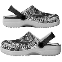 Hawaiian Turtle and Shark Clogs Shoes Kakau Tribal with Polynesian Pattern Black Color
