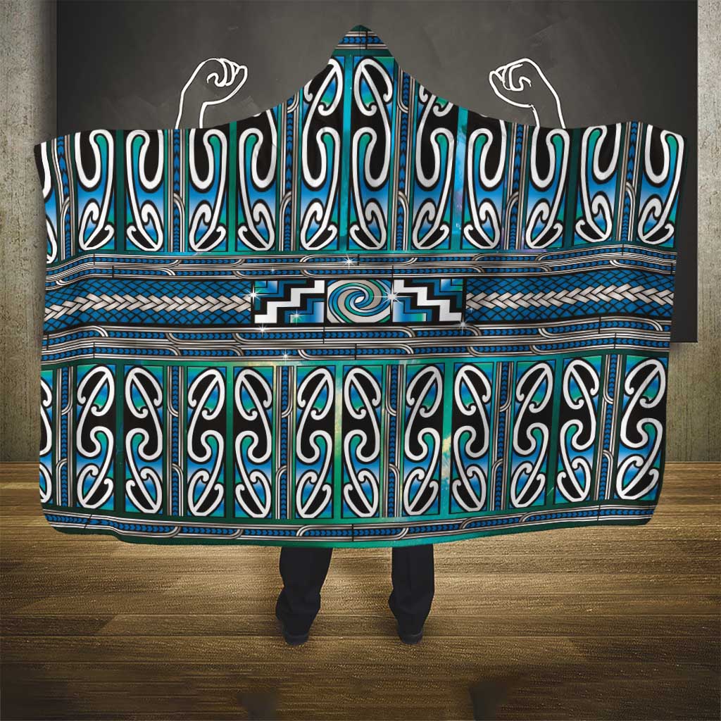 Maori Matariki Hooded Blanket Green Galaxy Aesthetic Koru Art