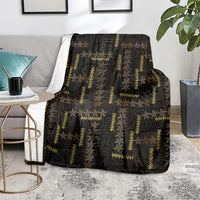 Hawaii Brown Plumeria Lei Black Blanket Frangipani Floral Heritage Art