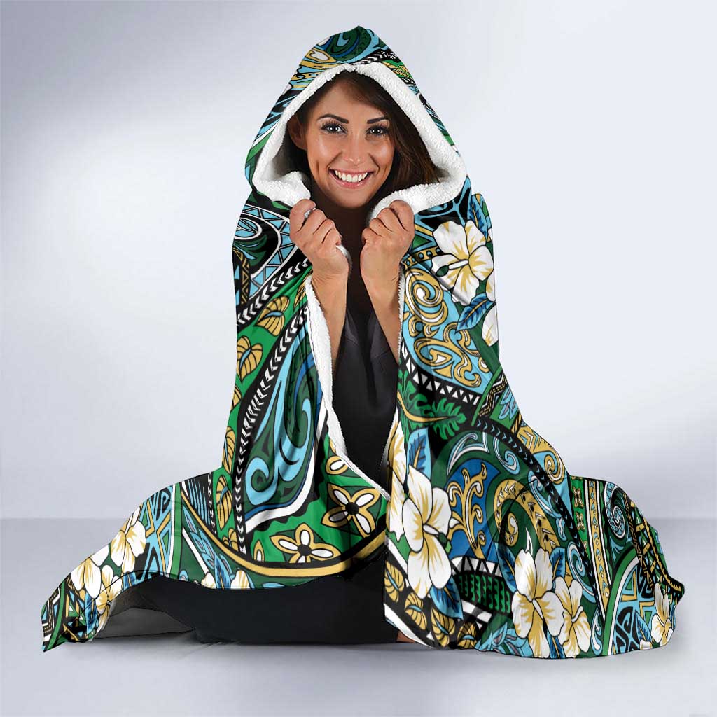 Polynesian Hibiscus Tropical Green Floral Hooded Blanket Tribal Pattern - Polynesian Pride