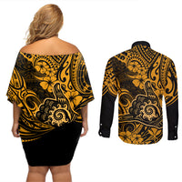 Hawaii Shaka Sign Couples Matching Off Shoulder Short Dress and Long Sleeve Button Shirts With Polynesian Hibiscus Gold Unique LT01 - Polynesian Pride
