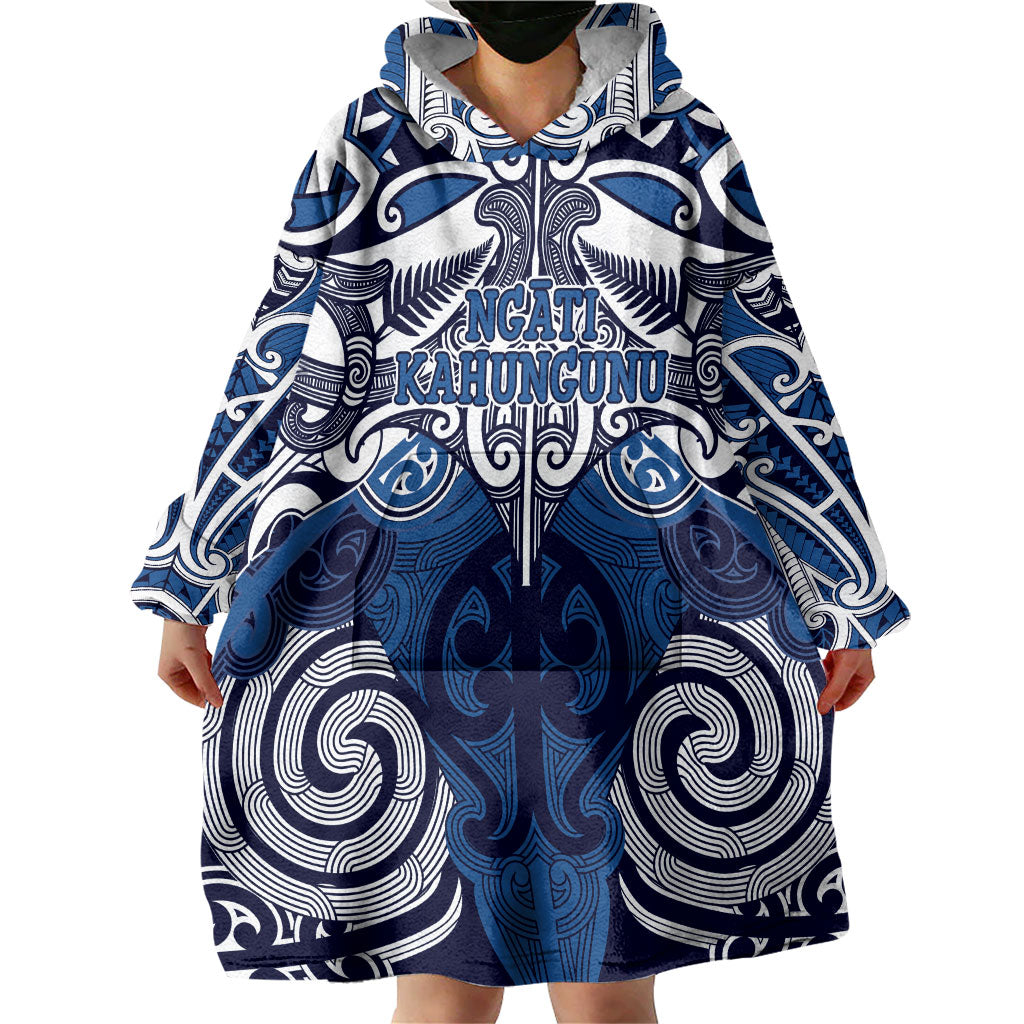 Personalised Maori Ngati Kahungunu Wearable Blanket Hoodie Silver Fern Kowhaiwhai Art