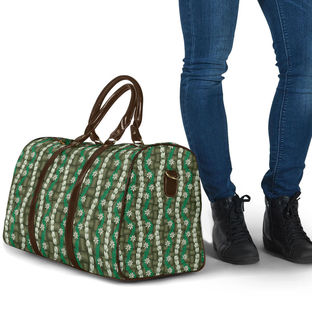 Pikake Maile Tiare Lei Travel Bag Omaomao Lauhala Pattern