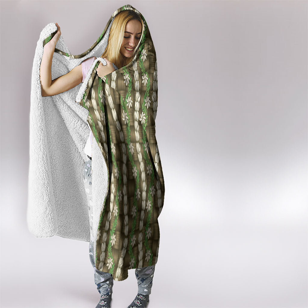 Pikake Maile Tiare Lei Hooded Blanket Natural Lauhala Pattern