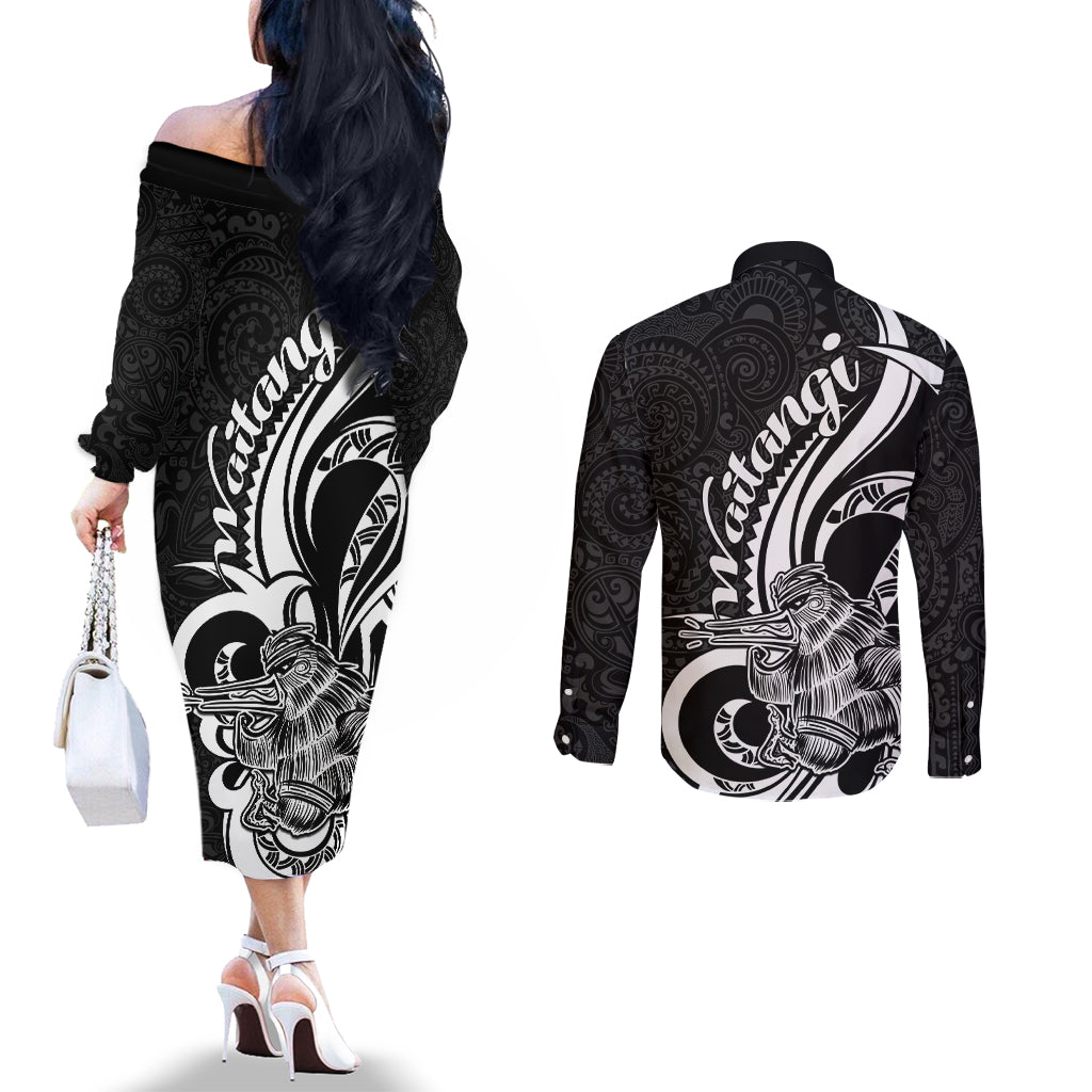 New Zealand Waitangi Day Couples Matching Off The Shoulder Long Sleeve Dress and Long Sleeve Button Shirt Aotearoa Te Tiriti O Waitangi Kiwi Black Version LT01 - Polynesian Pride