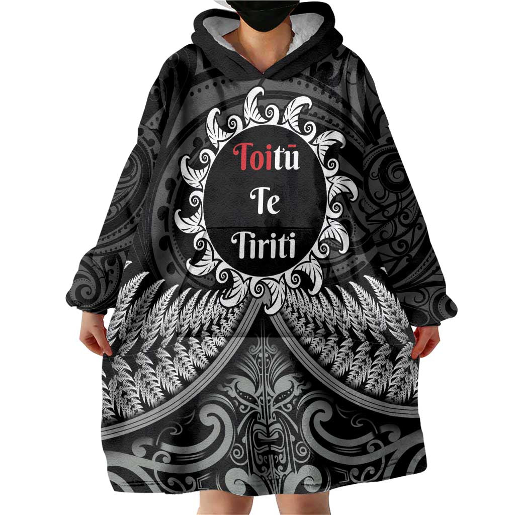 Personalised Toitu Te Tiriti Aotearoa Silver Fern Wearable Blanket Hoodie New Zealand Maori Pattern