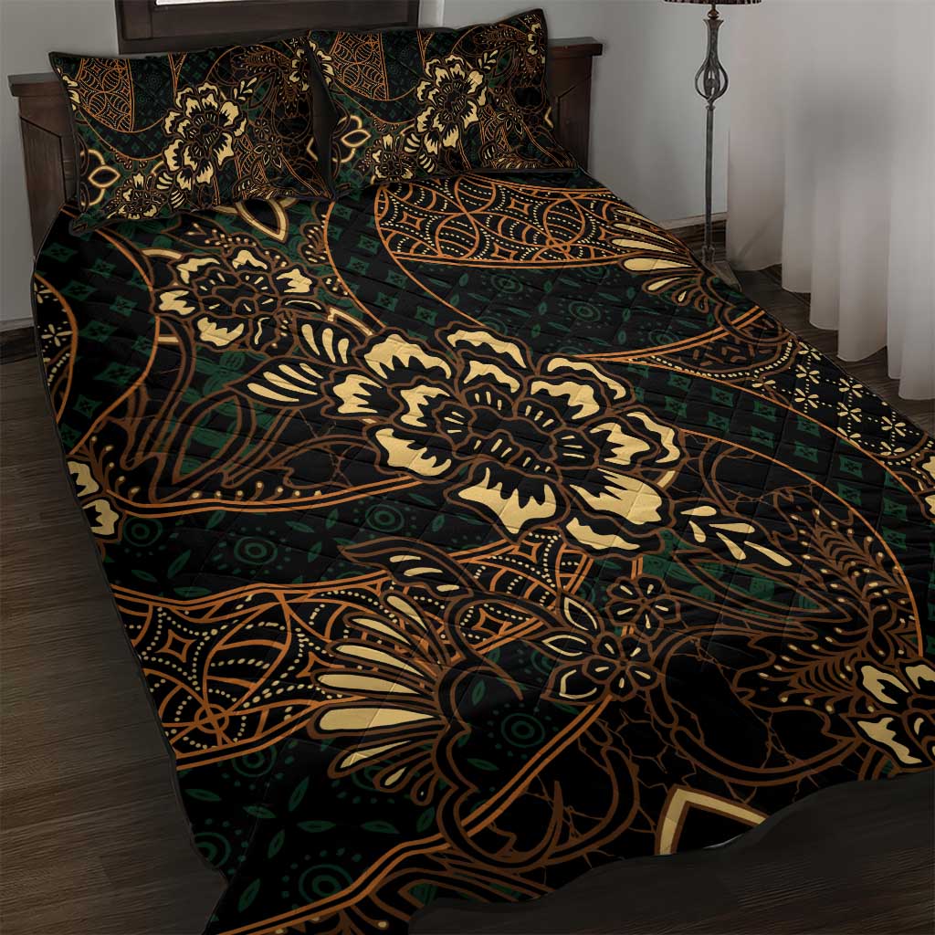 Indonesian Batik Pattern Vintage Brown Quilt Bed Set