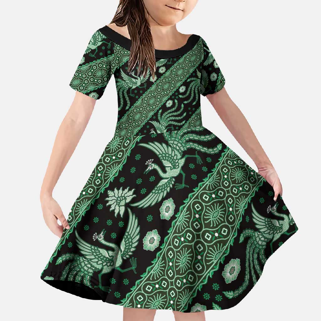 Indonesia Batik Pattern Family Matching Tank Maxi Dress and Hawaiian Shirt Green Version