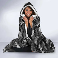 Grayscale Monstera Hooded Blanket Polynesian Tribal Pattern - Polynesian Pride