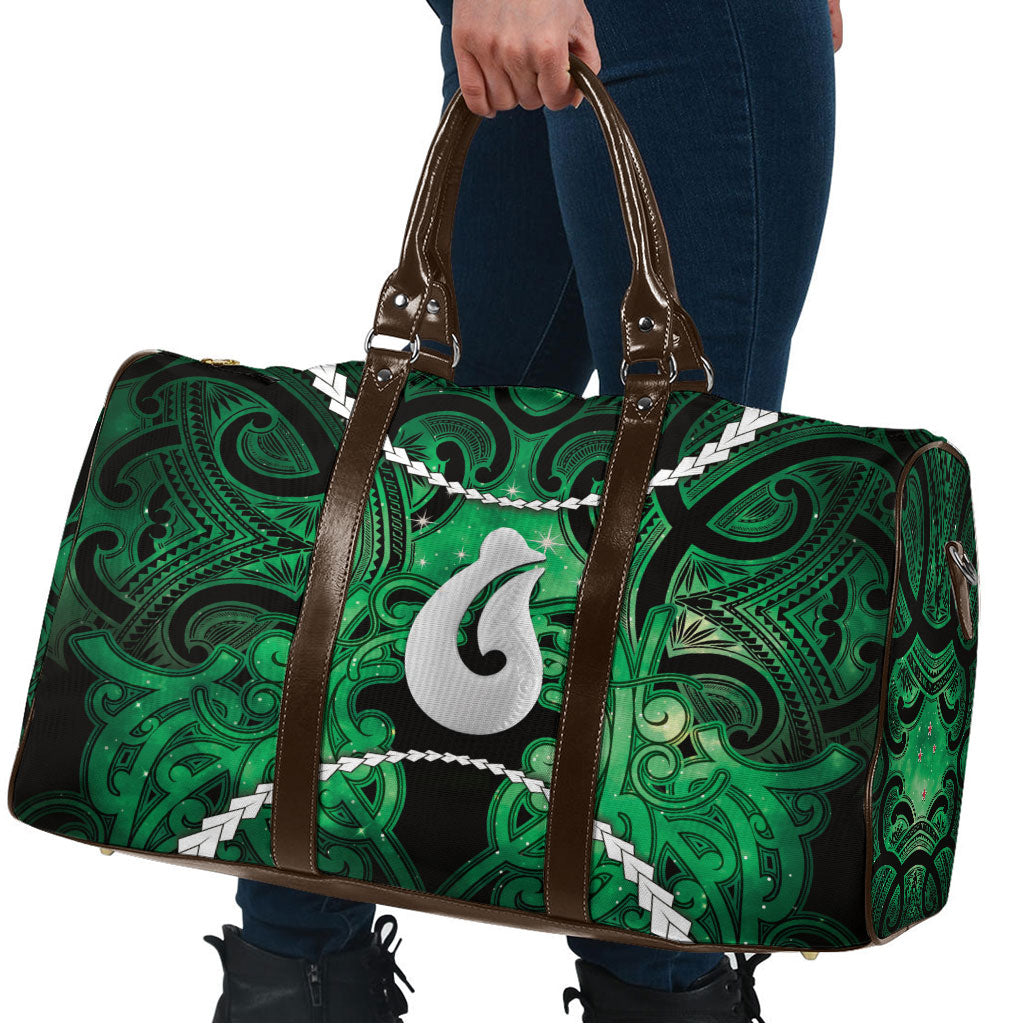 Maori Matariki Hei Matau Kakariki Travel Bag Maori Kowhaiwhai Pattern Galaxy LT01 - Polynesian Pride