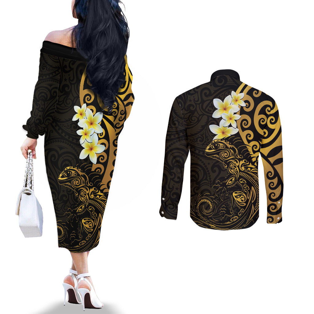 New Zealand Tuatara Plumeria Couples Matching Off The Shoulder Long Sleeve Dress and Long Sleeve Button Shirt Maori Gold Koru Tribal Tattoo