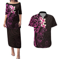 New Zealand Tuatara Plumeria Couples Matching Puletasi and Hawaiian Shirt Maori Pink Koru Tribal Tattoo