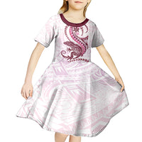 Pink Maori Tuatara Kid Short Sleeve Dress Luxury Pastel Pattern