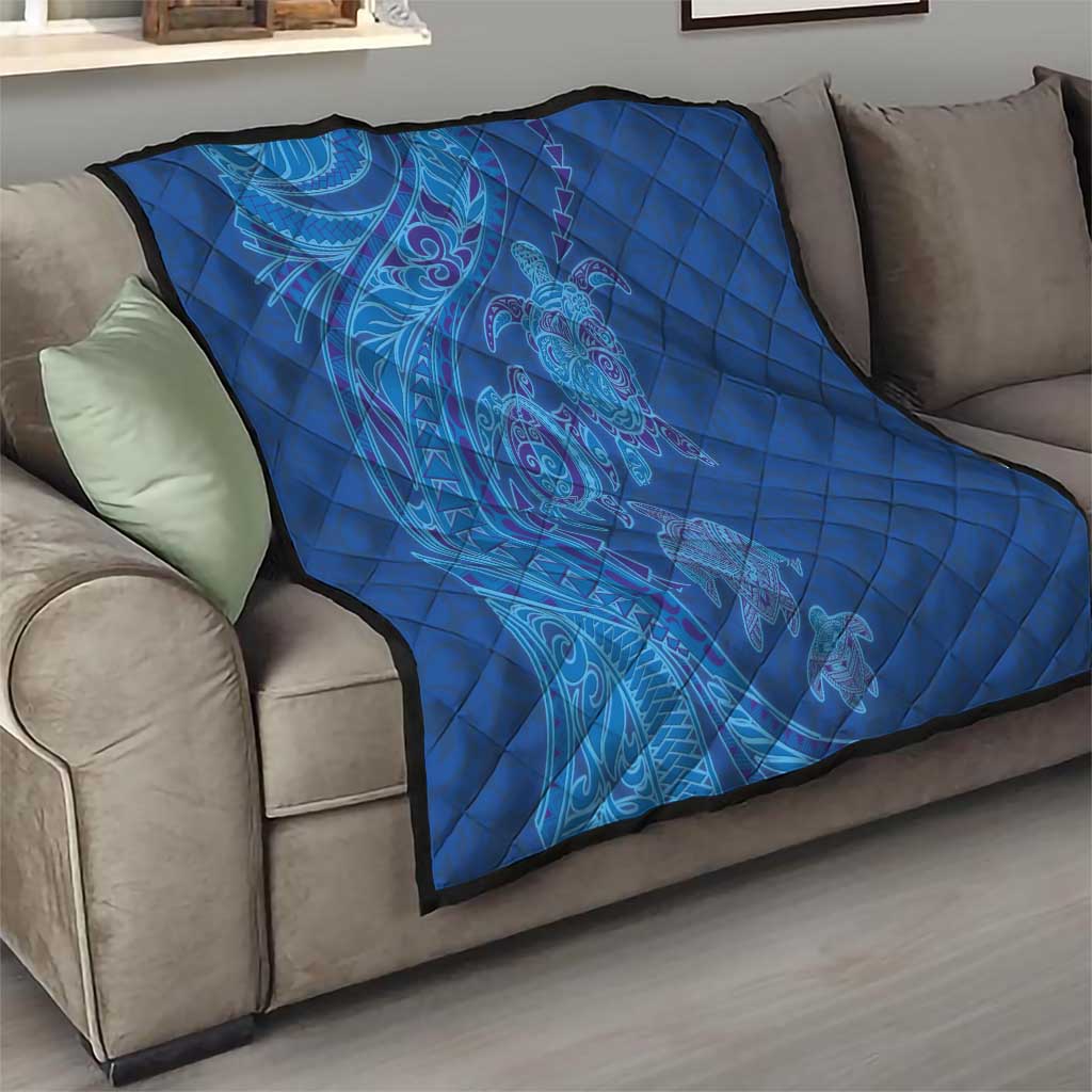 Hawaiian Turtles and Polynesian Art Tattoo Quilt Ocean Abyss