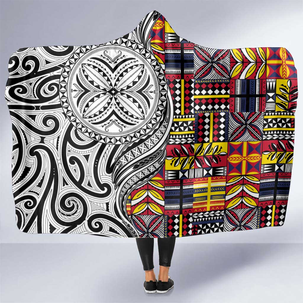 Niue Hiapo and Maori Decoration Tattoos Hooded Blanket - Polynesian Pride