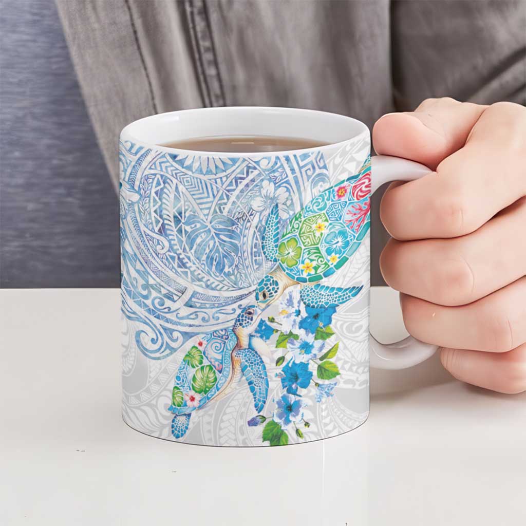 Hawaiian Couple Turtles Honi Ceramic Mug Polynesian Art Motifs and Hibiscus White Blue Color - Polynesian Pride