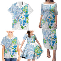Hawaiian Couple Turtles Honi Family Matching Puletasi and Hawaiian Shirt Polynesian Art Motifs and Hibiscus White Blue Color - Polynesian Pride