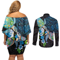 Hawaiian Couple Turtles Honi Couples Matching Off Shoulder Short Dress and Long Sleeve Button Shirt Polynesian Art Motifs and Hibiscus Black Blue Color - Polynesian Pride