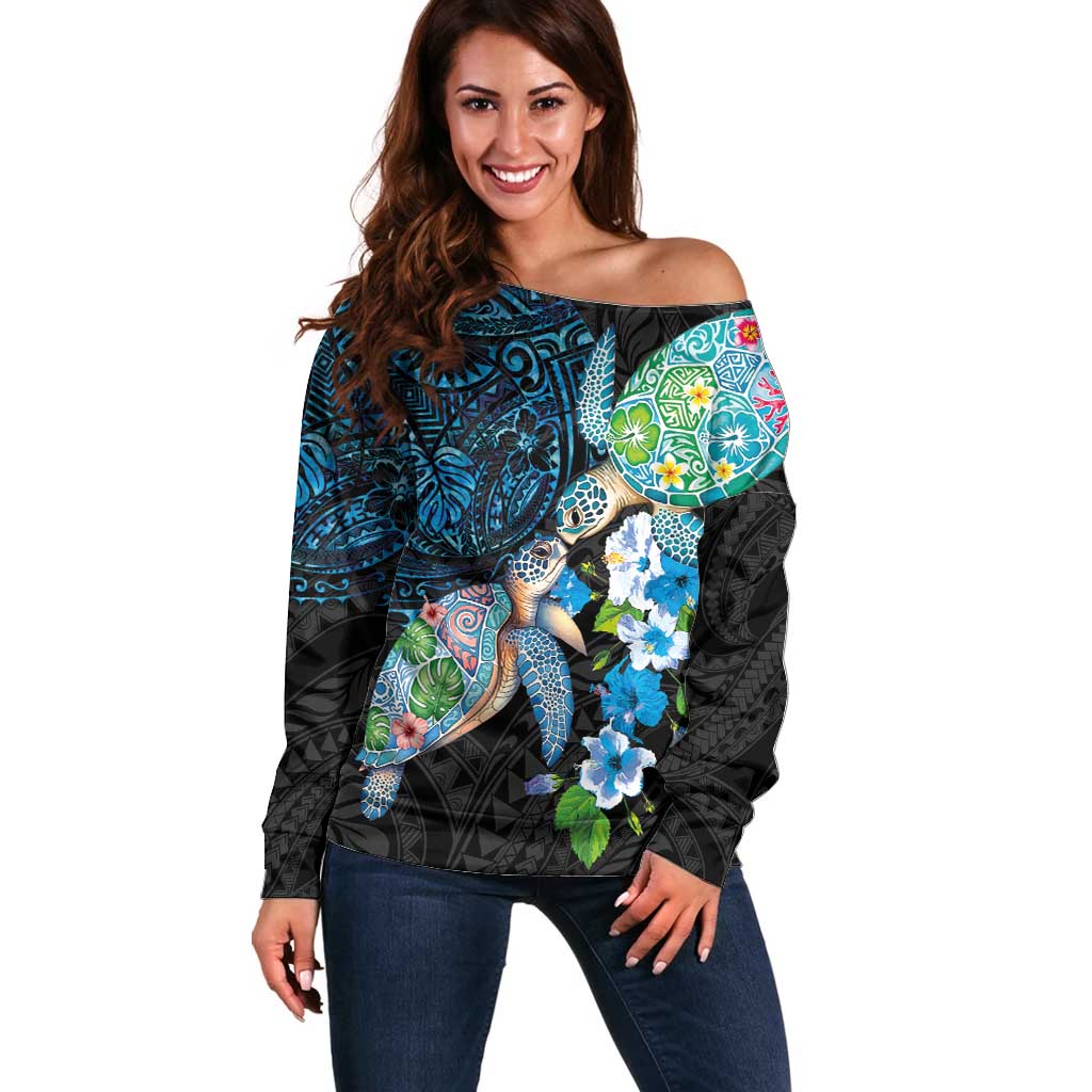 Hawaiian Couple Turtles Honi Off Shoulder Sweater Polynesian Art Motifs and Hibiscus Black Blue Color - Polynesian Pride