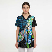 Hawaiian Couple Turtles Honi Scrub Top Polynesian Art Motifs and Hibiscus Black Blue Color - Polynesian Pride