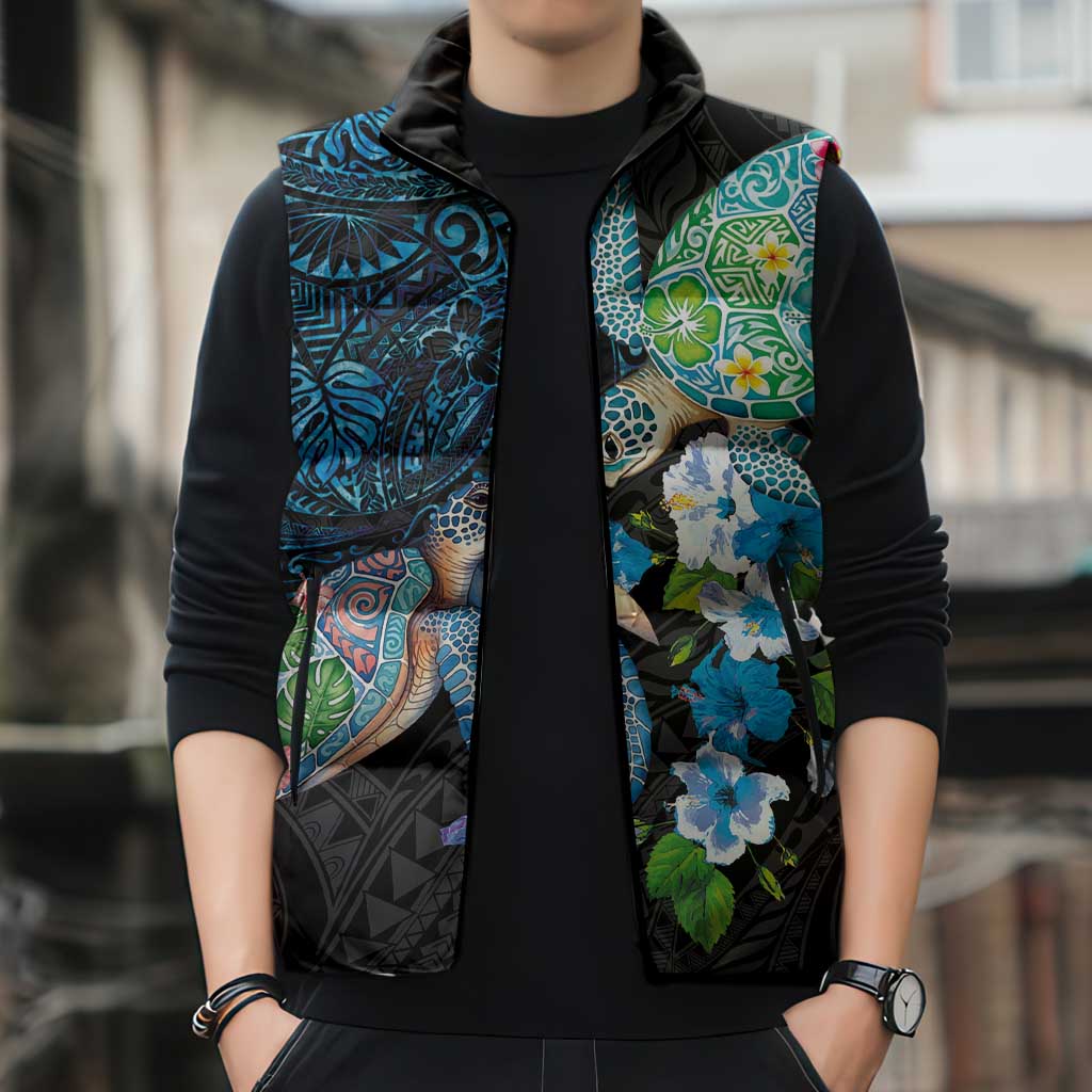 Hawaiian Couple Turtles Honi Sleeveless Puffer Jacket Polynesian Art Motifs and Hibiscus Black Blue Color - Polynesian Pride