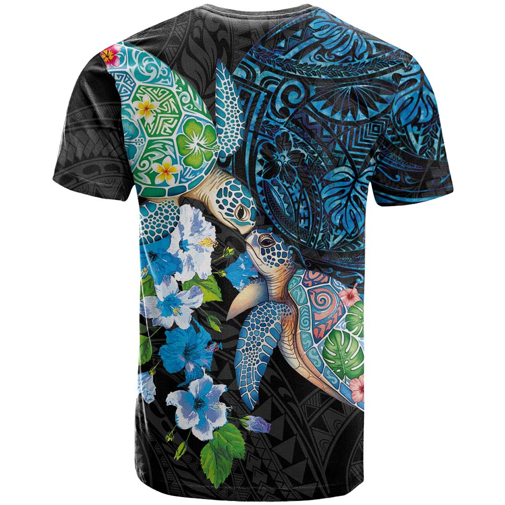 Hawaiian Couple Turtles Honi T Shirt Polynesian Art Motifs and Hibiscus Black Blue Color - Polynesian Pride
