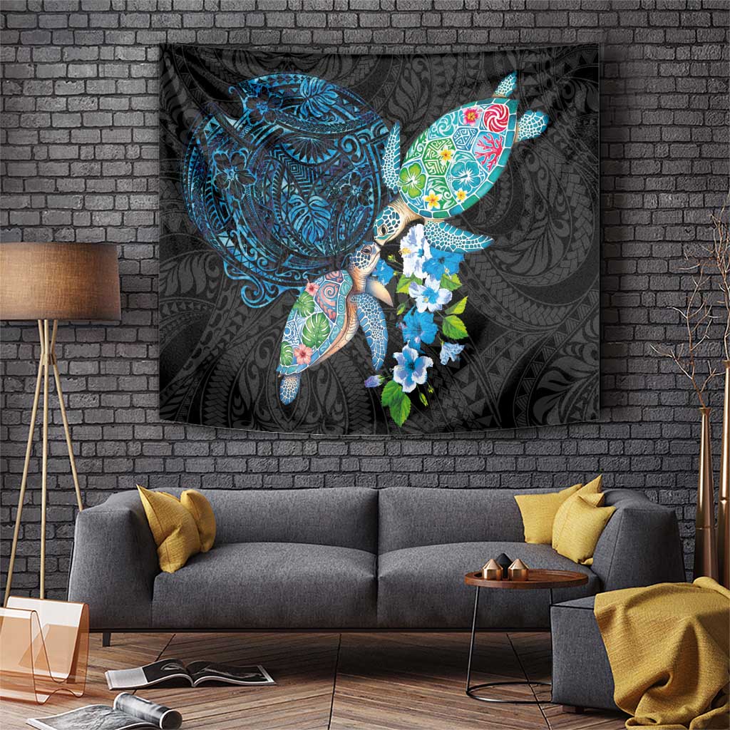 Hawaiian Couple Turtles Honi Tapestry Polynesian Art Motifs and Hibiscus Black Blue Color - Polynesian Pride