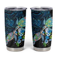 Hawaiian Couple Turtles Honi Tumbler Cup Polynesian Art Motifs and Hibiscus Black Blue Color - Polynesian Pride