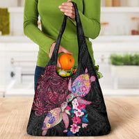 Hawaiian Couple Turtles Honi Grocery Bag Polynesian Art Motifs and Hibiscus Black Red Color - Polynesian Pride