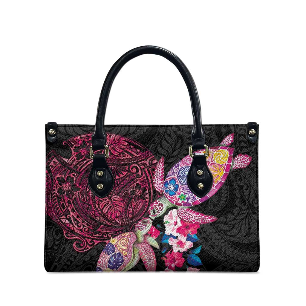 Hawaiian Couple Turtles Honi Leather Bag Polynesian Art Motifs and Hibiscus Black Red Color - Polynesian Pride